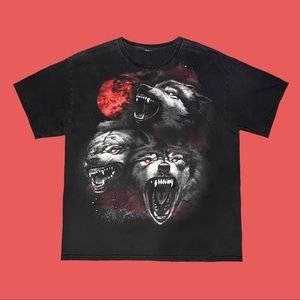 Vintage red moon wolf pack t-shirt.